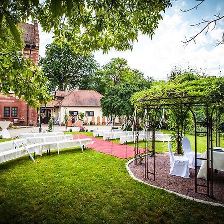 Schloss Neuburg Hotel Mosbach  Ngoại thất bức ảnh