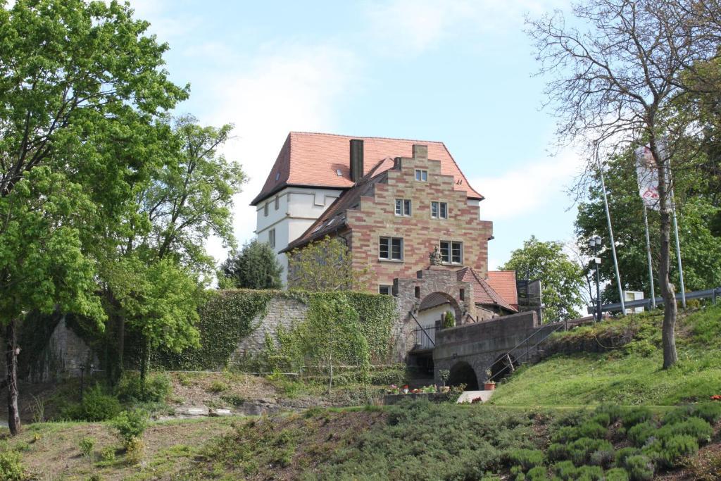 Schloss Neuburg Hotel Mosbach  Ngoại thất bức ảnh